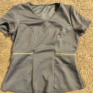 Grey Jaanuu Scrub set (M)